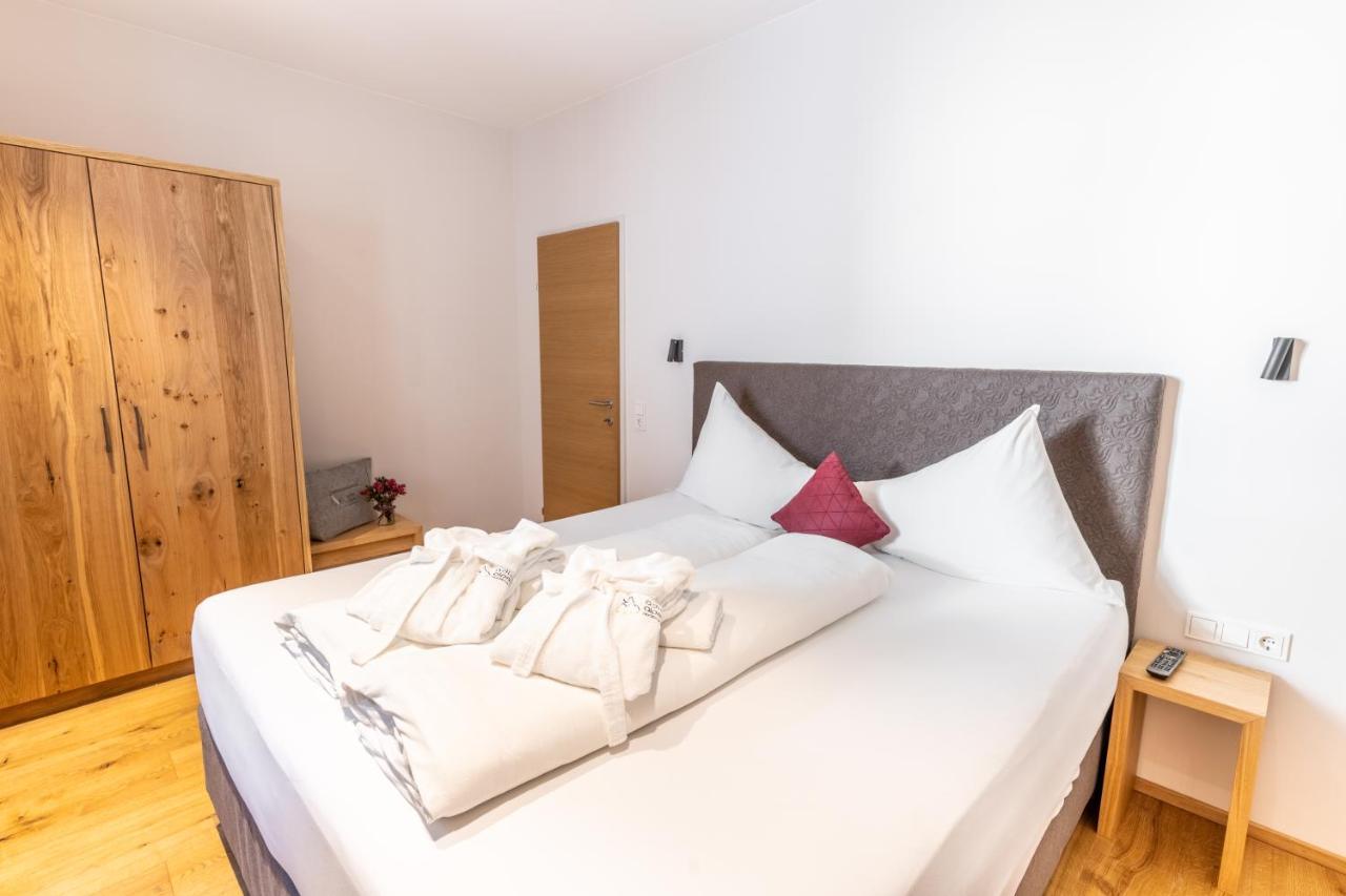 Adler Alpen Apartments 施伦斯 外观 照片