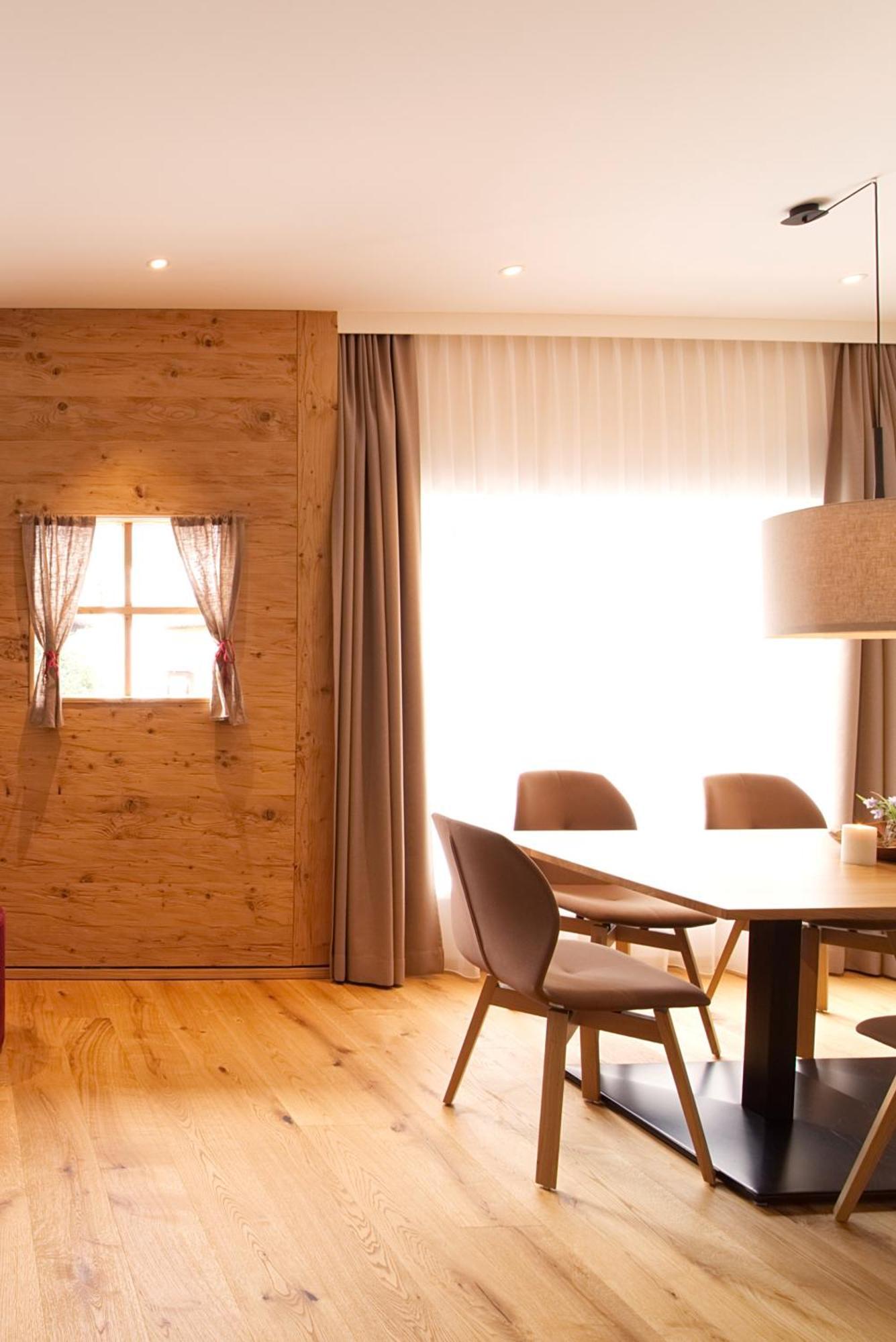 Adler Alpen Apartments 施伦斯 外观 照片