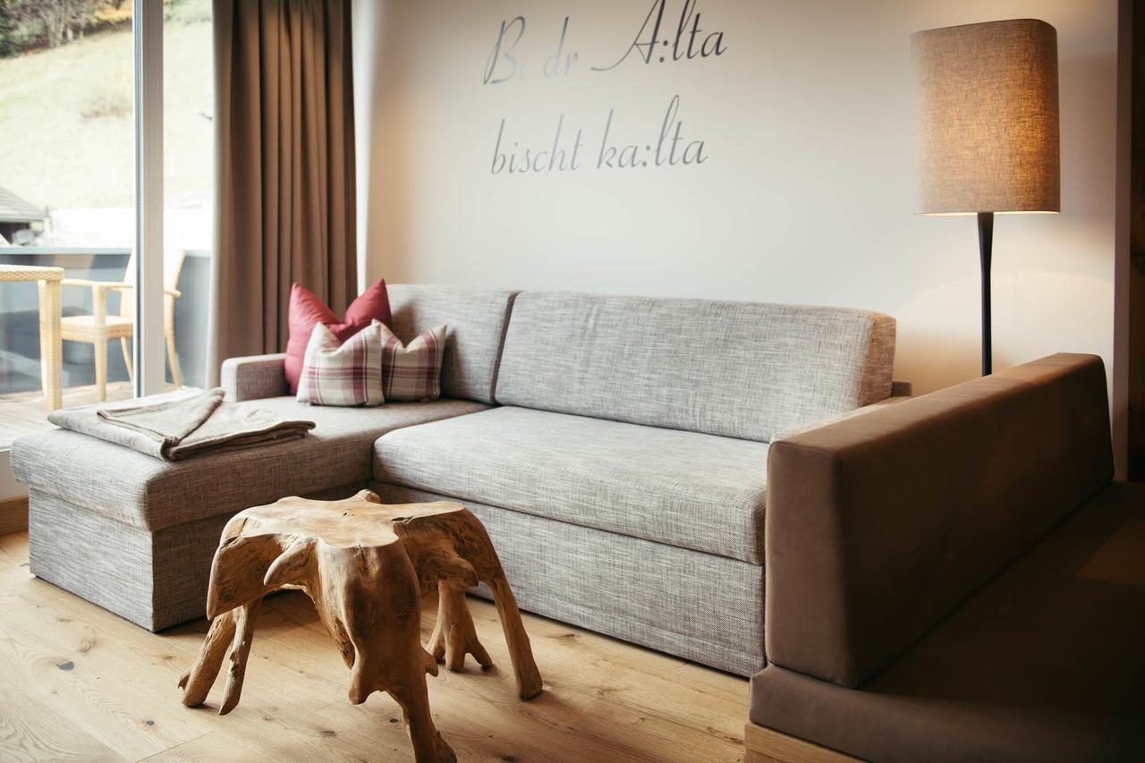 Adler Alpen Apartments 施伦斯 外观 照片