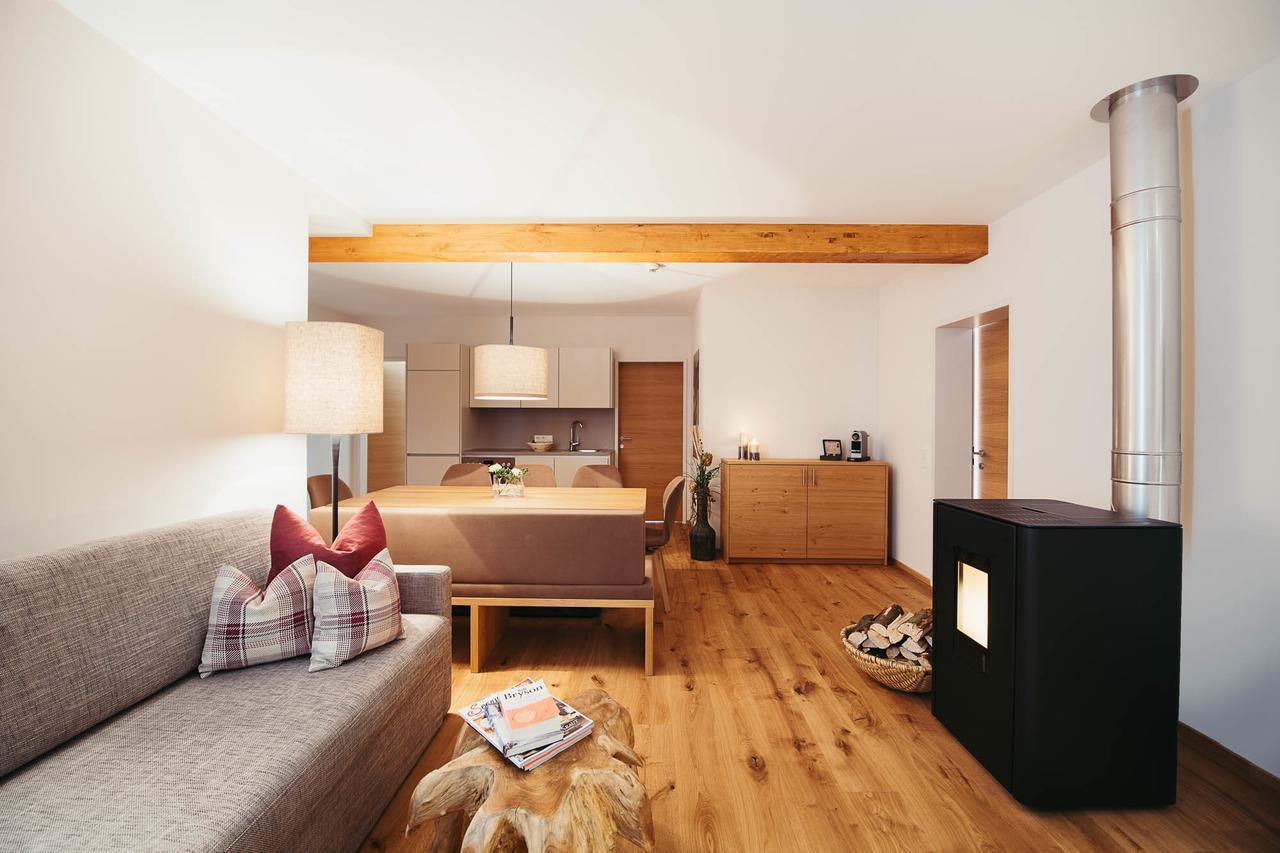Adler Alpen Apartments 施伦斯 外观 照片