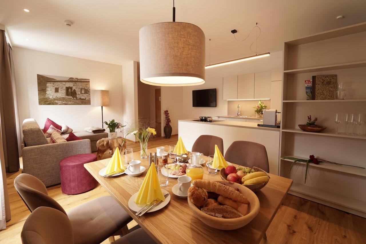 Adler Alpen Apartments 施伦斯 外观 照片